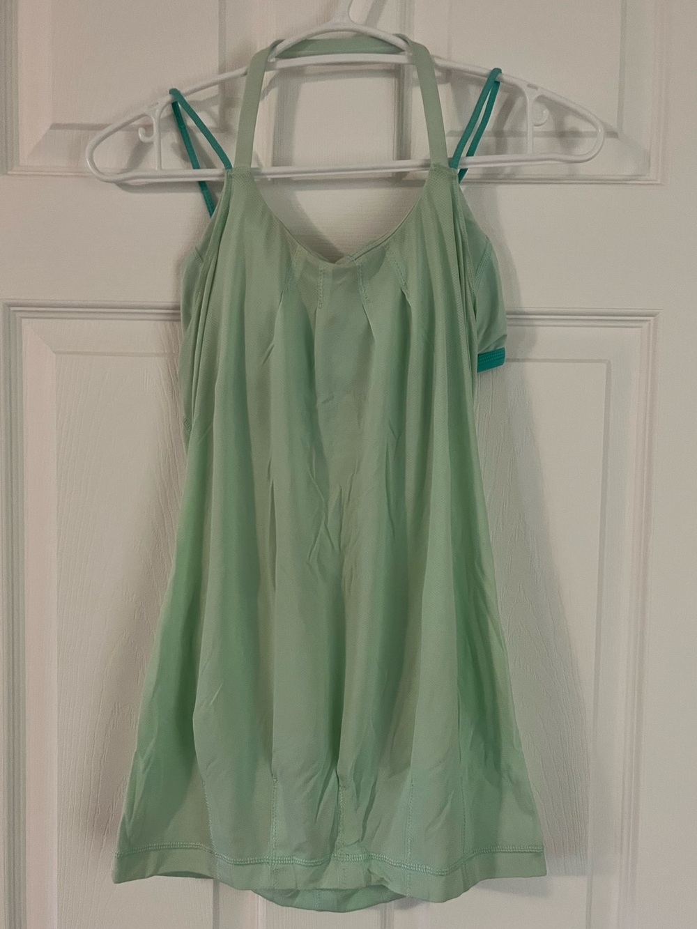 Lululemon size 4 tank top
